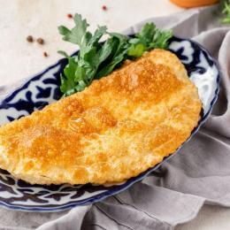 Чебурек с говядиной Чебурек с говядиной